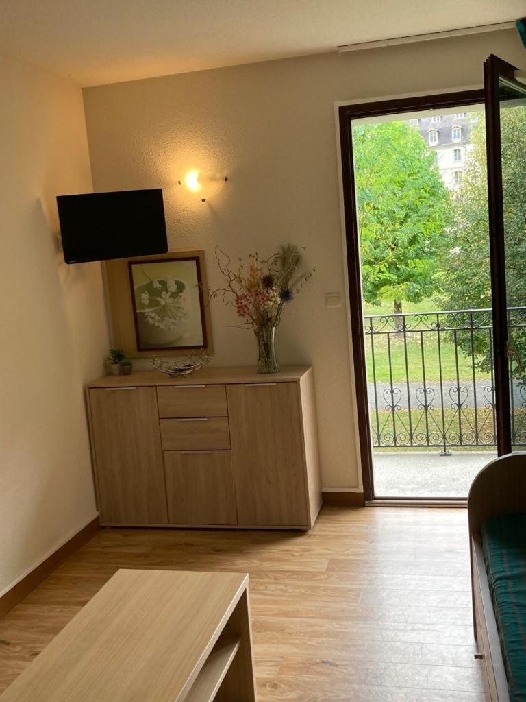 Appartement T2 Jardins De Ramel Bagneres-de-Luchon ภายนอก รูปภาพ